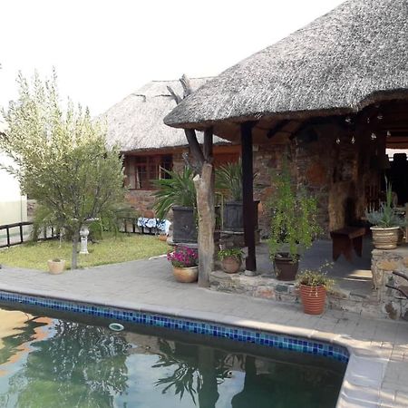 A New Earth Guest Lodge 弗朗西斯敦 外观 照片