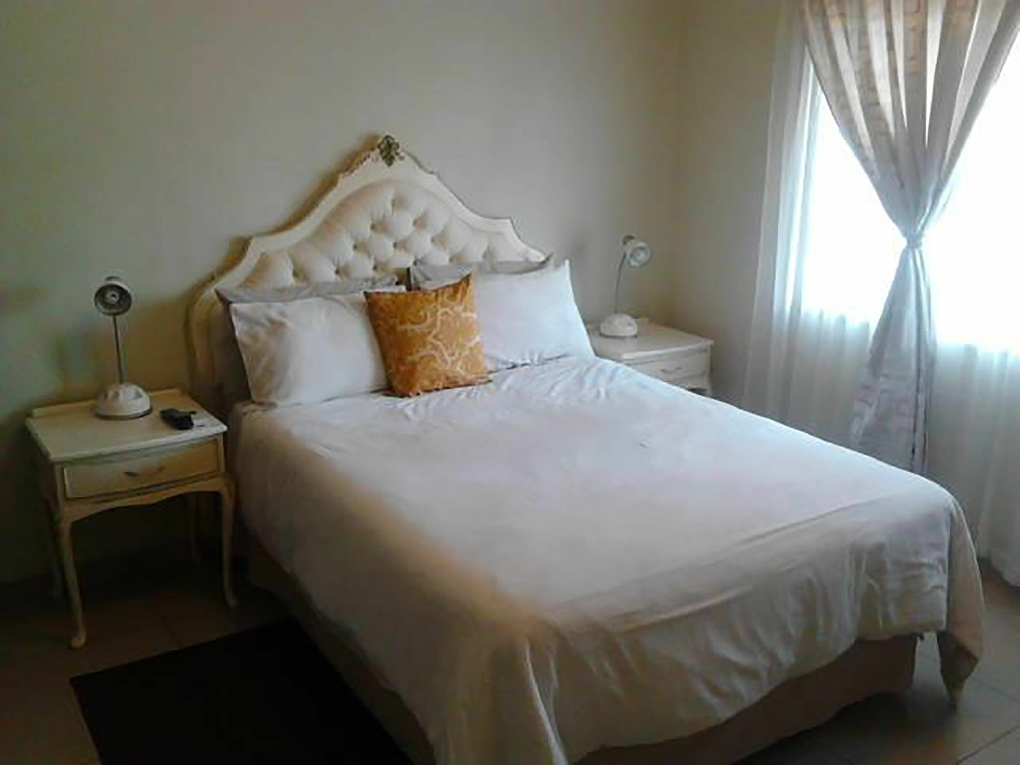 A New Earth Guest Lodge 弗朗西斯敦 外观 照片